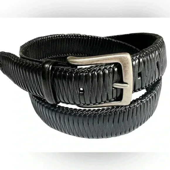 tommy Bahama black genuine leather belt